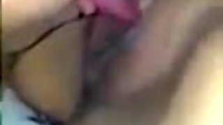 bi teen girls kiss and lick pussy