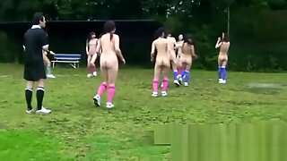 След голи японки футболна игра релакс със секс