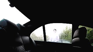 Caught UK amateur cocksucking cop in car